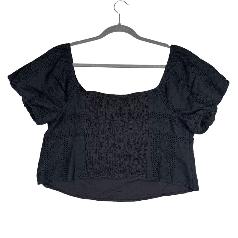 TORRID Crop Black Top Puff Sleeves Womens Size 1 (14/16) Smocked Back Eyelet NWT